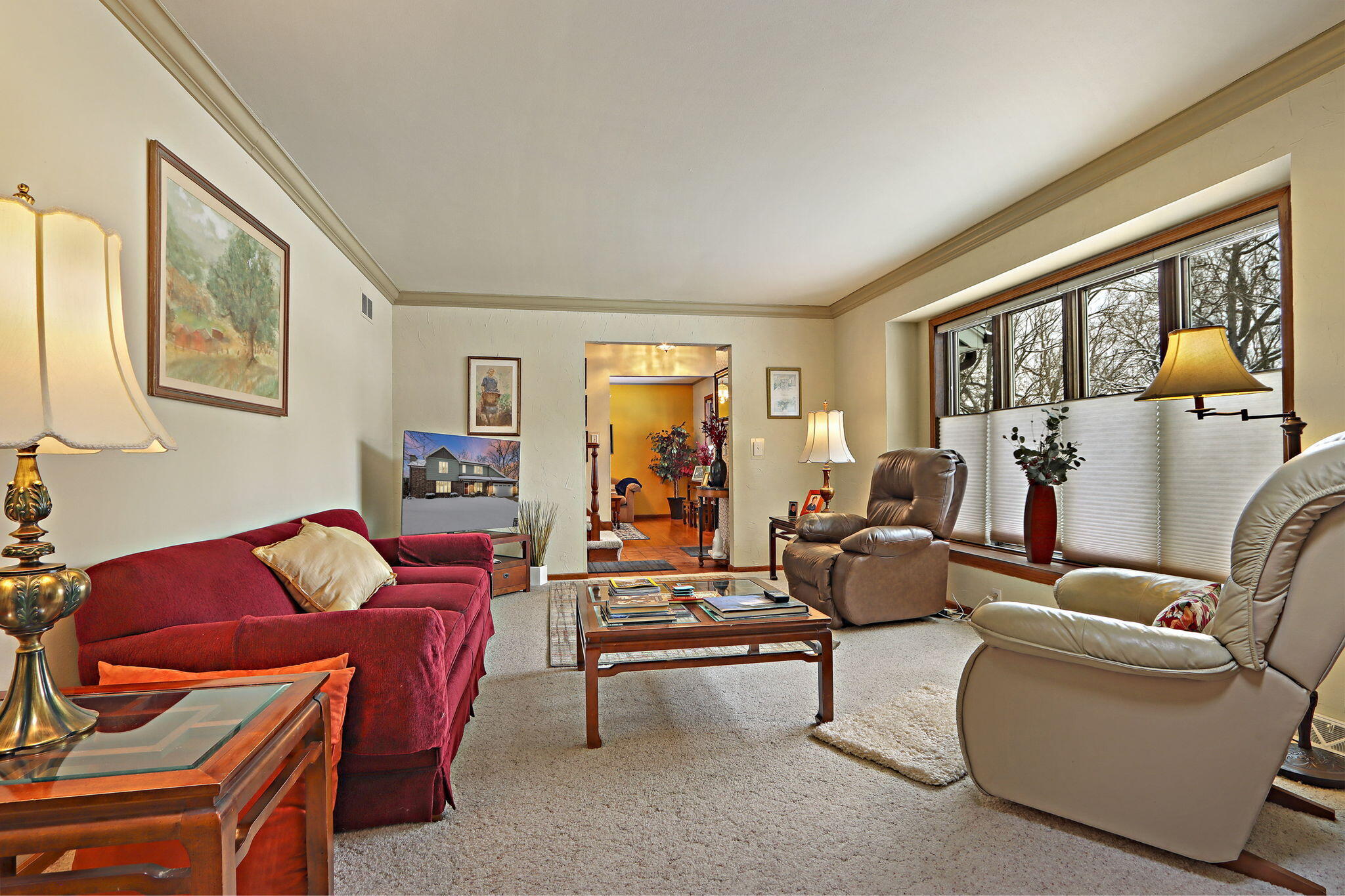 433 Robins Run Burlington, WI 53105 - Photo 3 of 37 Great Room