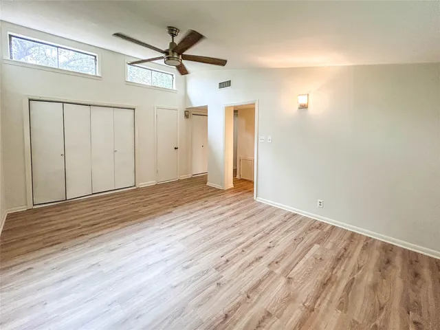 $240,000 | 530 Circle Way, Lake Jackson, TX 77566