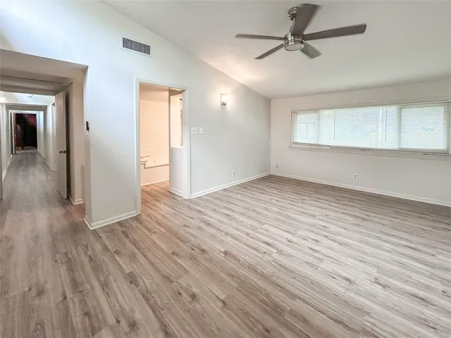 $240,000 | 530 Circle Way, Lake Jackson, TX 77566