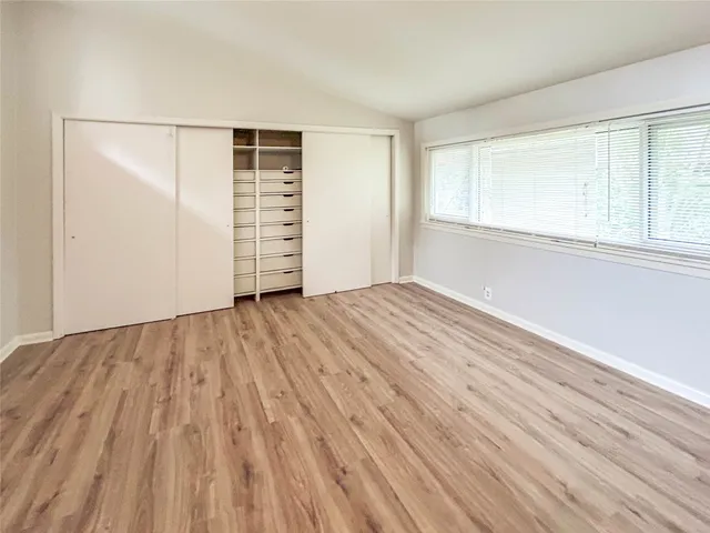 $240,000 | 530 Circle Way, Lake Jackson, TX 77566