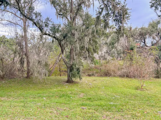 $240,000 | 530 Circle Way, Lake Jackson, TX 77566