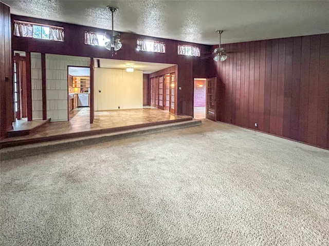 $240,000 | 530 Circle Way, Lake Jackson, TX 77566