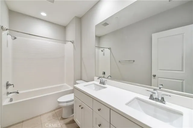 $4,400 | 143 Augustine, Irvine, CA 92618