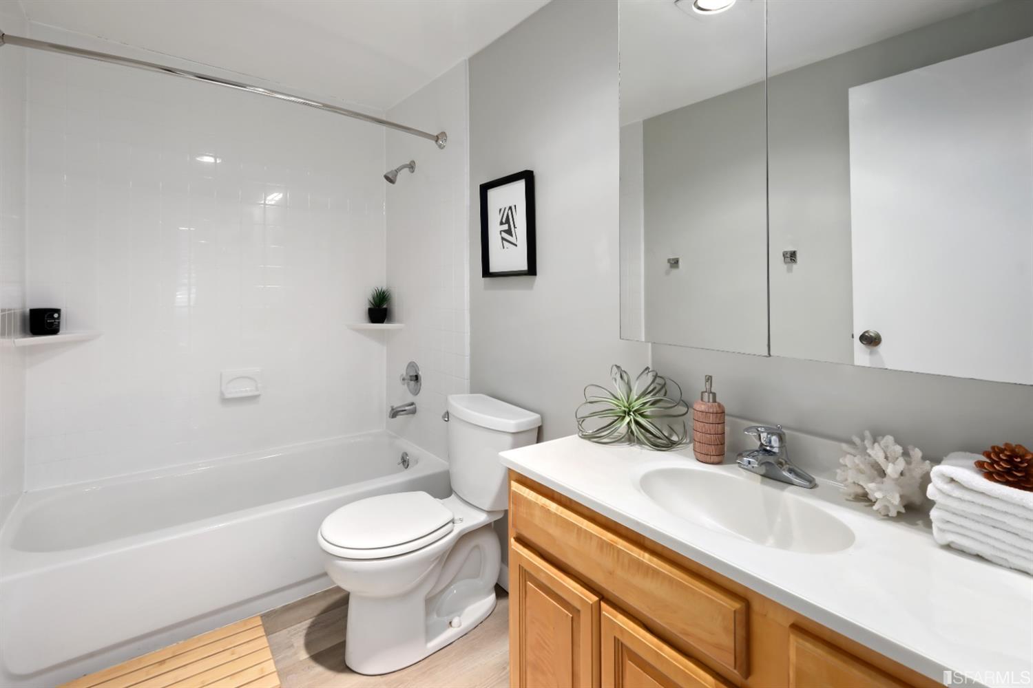 5 Embarcadero West, Unit 226 Oakland, CA 94607 - Photo 15 of 30