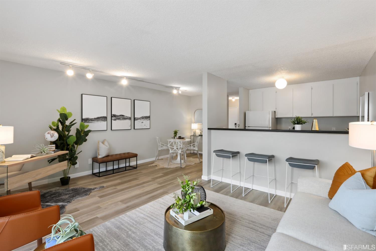 5 Embarcadero West, Unit 226 Oakland, CA 94607 - Photo 4 of 30