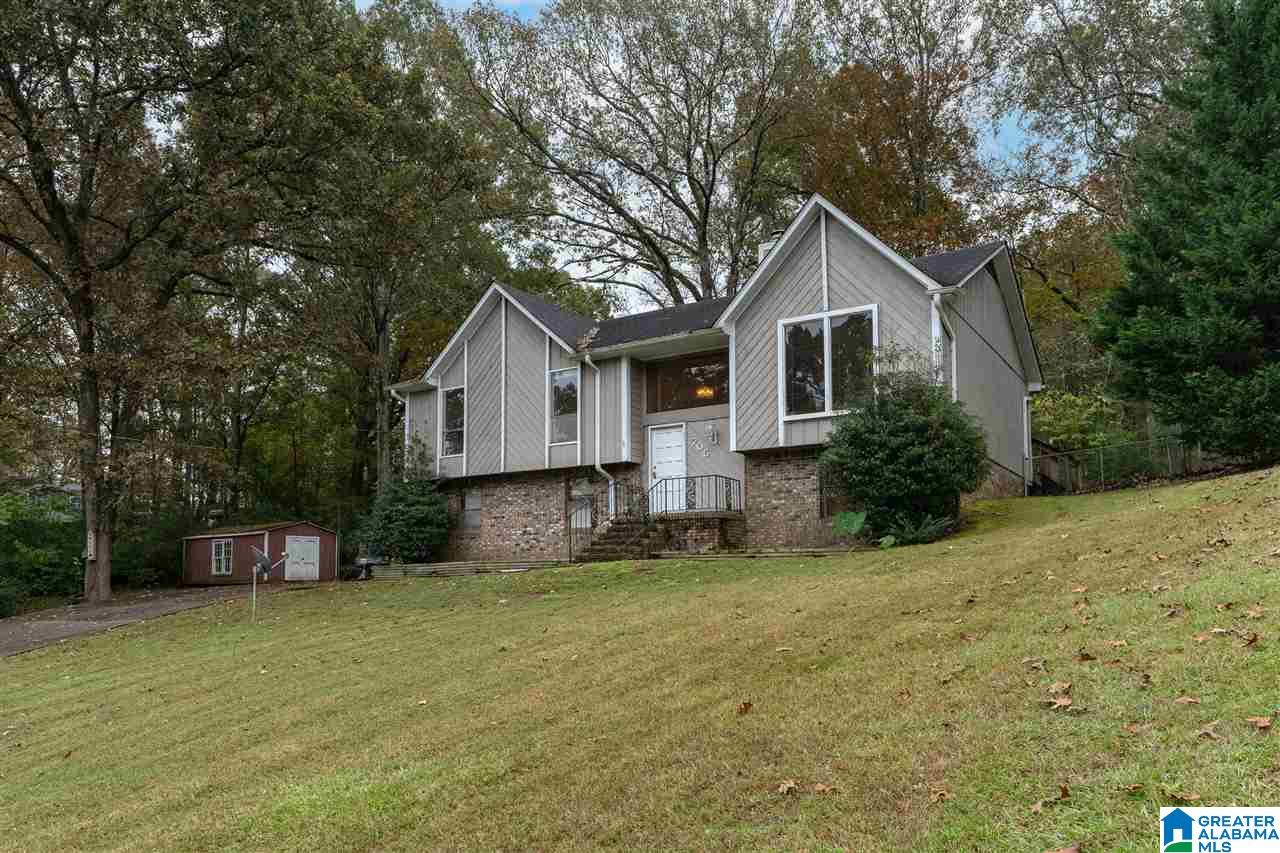 705 Colonial Drive Alabaster, AL 35007 - Photo 2 of 23