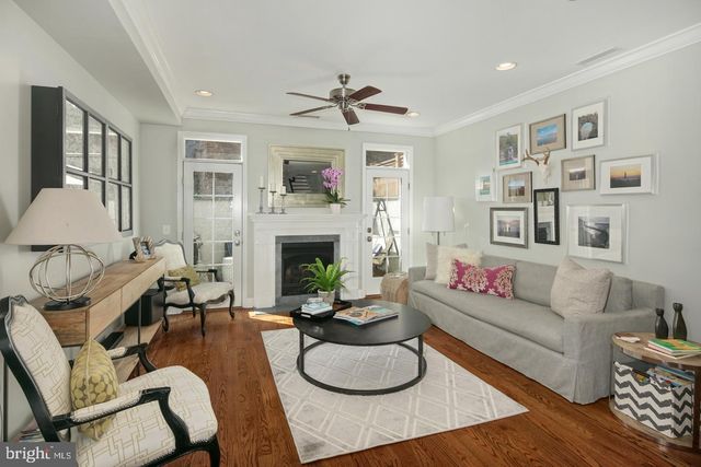 $935,000 | 2212 Race Street, Philadelphia, PA 19103