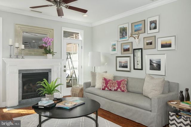 $935,000 | 2212 Race Street, Philadelphia, PA 19103