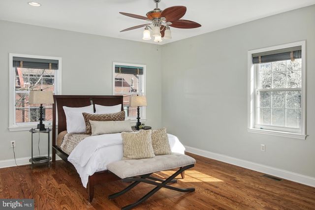 $935,000 | 2212 Race Street, Philadelphia, PA 19103