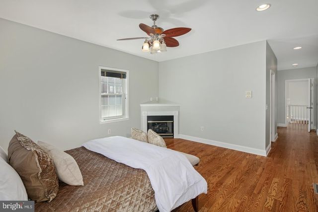 $935,000 | 2212 Race Street, Philadelphia, PA 19103