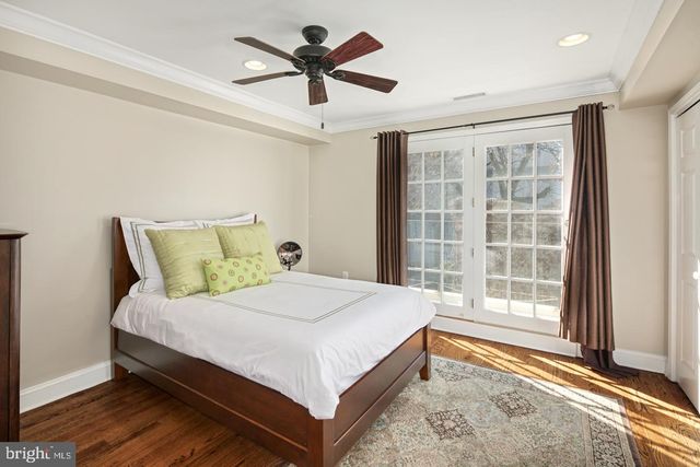 $935,000 | 2212 Race Street, Philadelphia, PA 19103