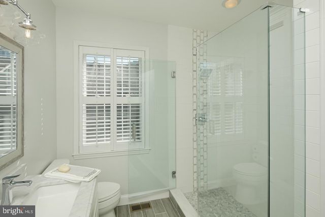 $935,000 | 2212 Race Street, Philadelphia, PA 19103