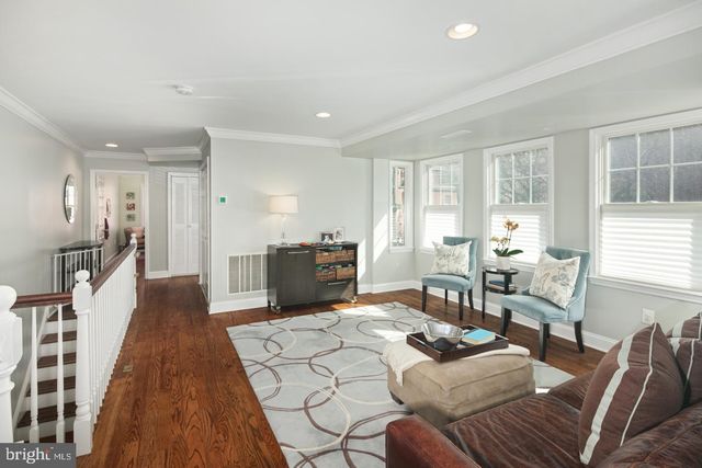 $935,000 | 2212 Race Street, Philadelphia, PA 19103