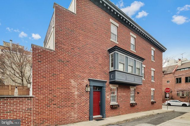 $935,000 | 2212 Race Street, Philadelphia, PA 19103