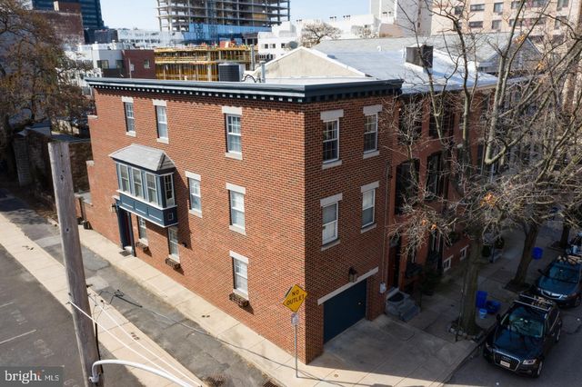 $935,000 | 2212 Race Street, Philadelphia, PA 19103