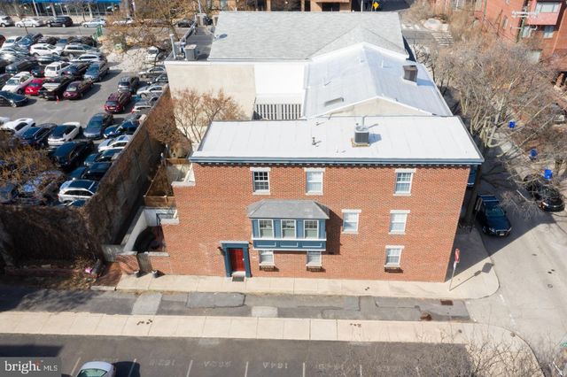 $935,000 | 2212 Race Street, Philadelphia, PA 19103