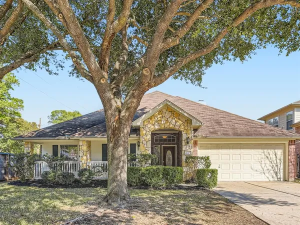 $2,200 | 17534 Colony Stream Drive, Spring, TX 77379