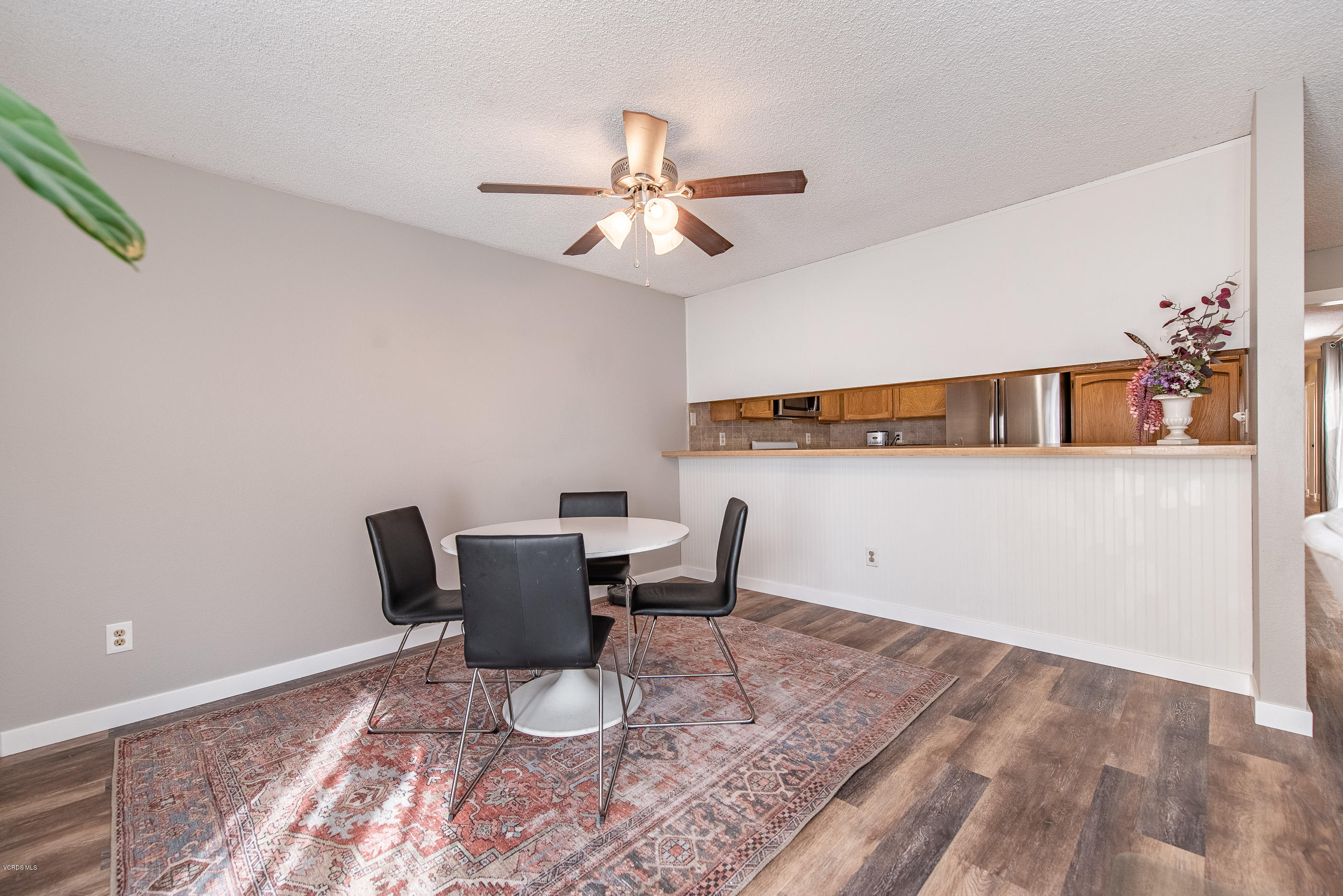 14977 Reedley Street Moorpark, CA 93021 - Photo 12 of 27 14977 Reedley St Moorpark-12