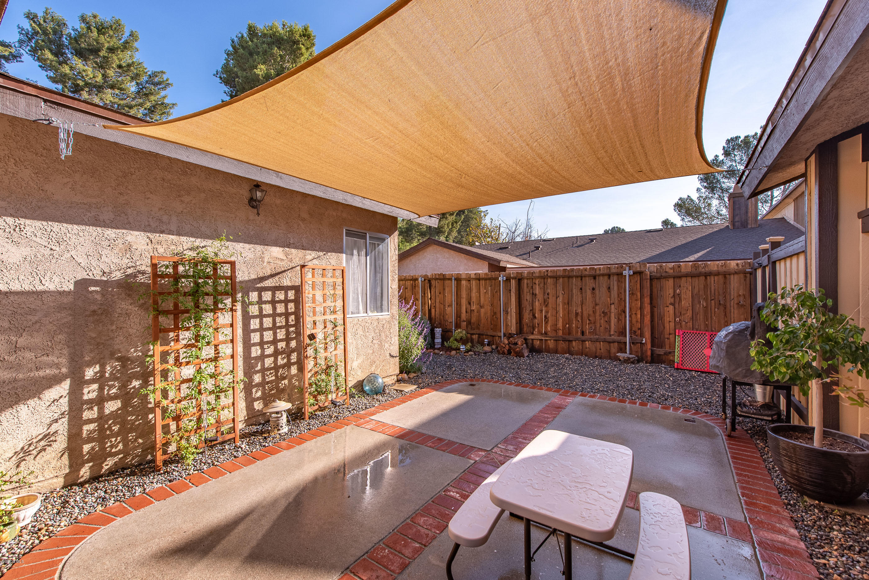 14977 Reedley Street Moorpark, CA 93021 - Photo 26 of 27 14977 Reedley St Moorpark-26