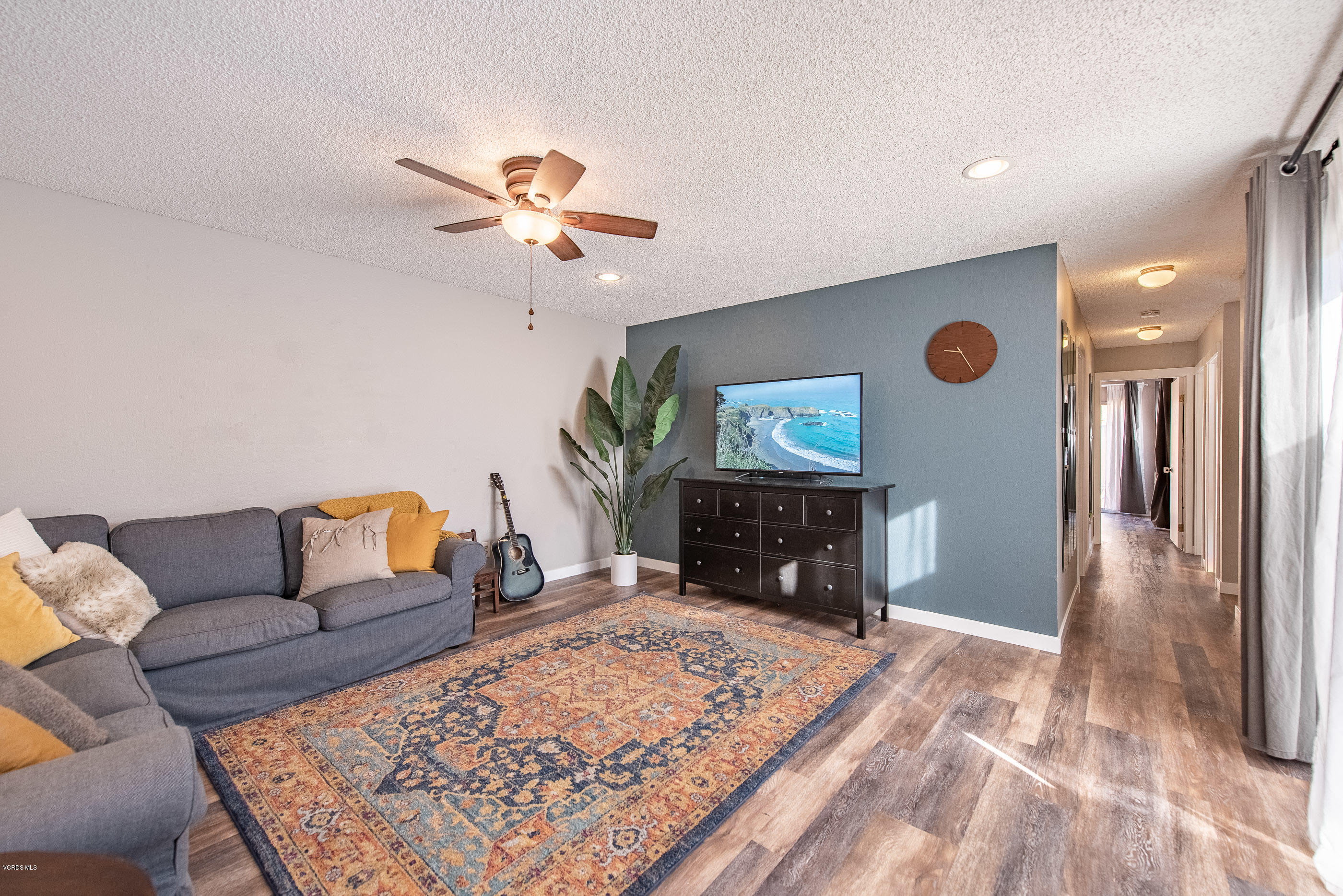 14977 Reedley Street Moorpark, CA 93021 - Photo 4 of 27 14977 Reedley St Moorpark-4