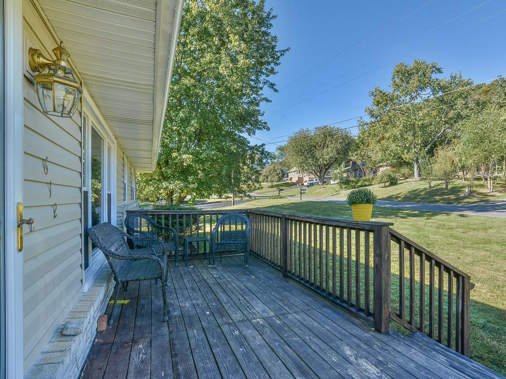612 Pine Ridge Road Johnson City, TN 37601 - Photo 25 of 32 New siding