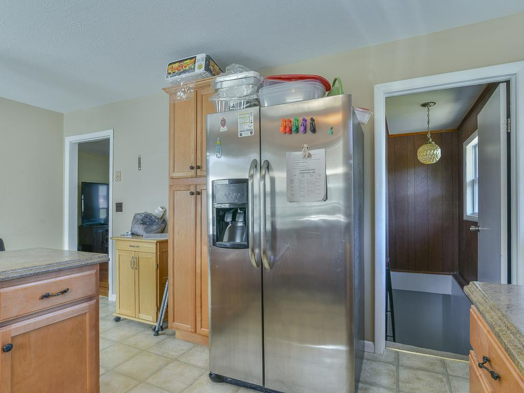 612 Pine Ridge Road Johnson City, TN 37601 - Photo 10 of 32 Refrigerator remains