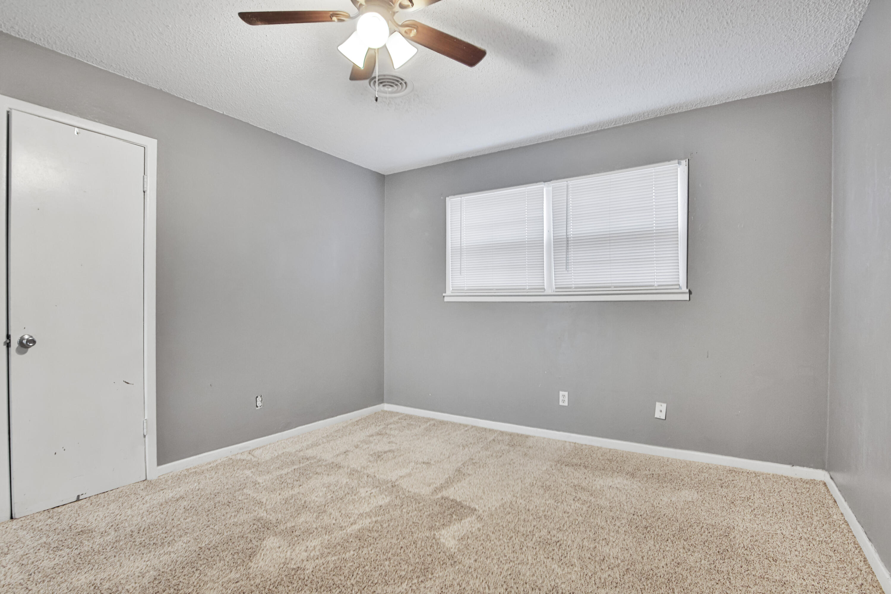 3515 48th Street Lubbock, TX 79413 - Photo 10 of 29 146A9625