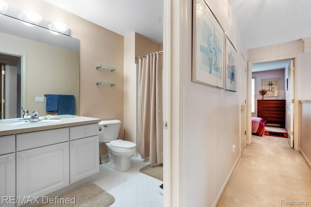 1515 Ford Court Rochester, MI 48306 - Photo 27 of 34 1515-Ford-Ct-28.jpg