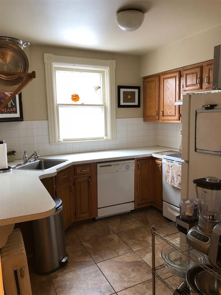 101 Front Street, Unit 2 Schenectady, NY 12305 - Photo 9 of 12 Photo 8