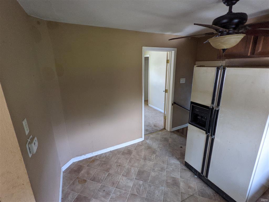 1125 Milton Road Alton, IL 62002 - Photo 6 of 13 Gallery Image 6