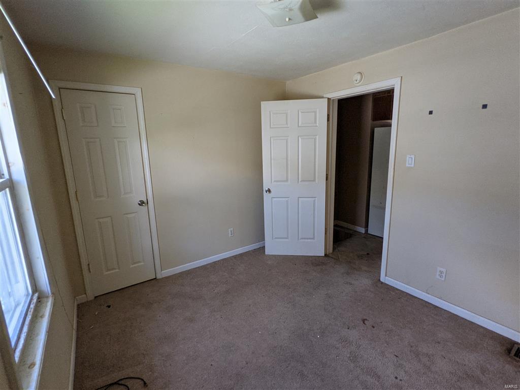 1125 Milton Road Alton, IL 62002 - Photo 8 of 13 Gallery Image 8