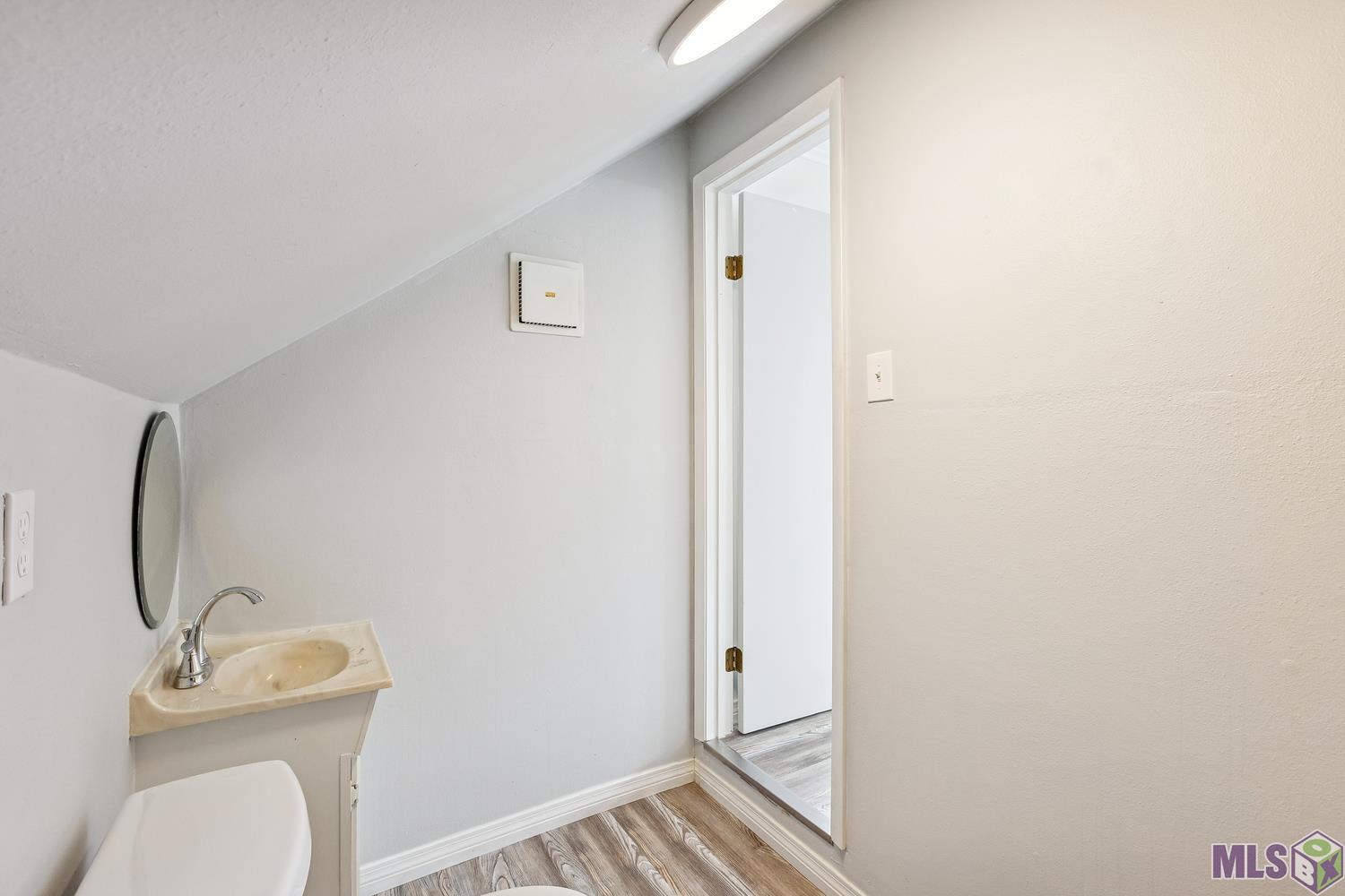 9772 Chateau Drive Baton Rouge, LA 70815 - Photo 2 of 8