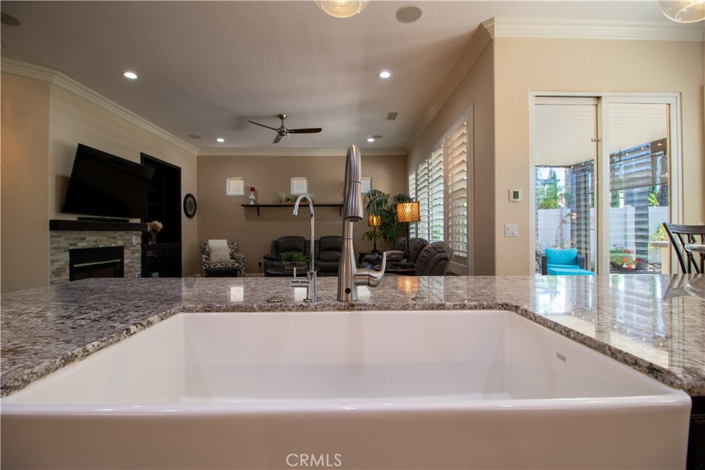 33699 Spring Brook Circle Temecula, CA 92592 - Photo 32 of 46