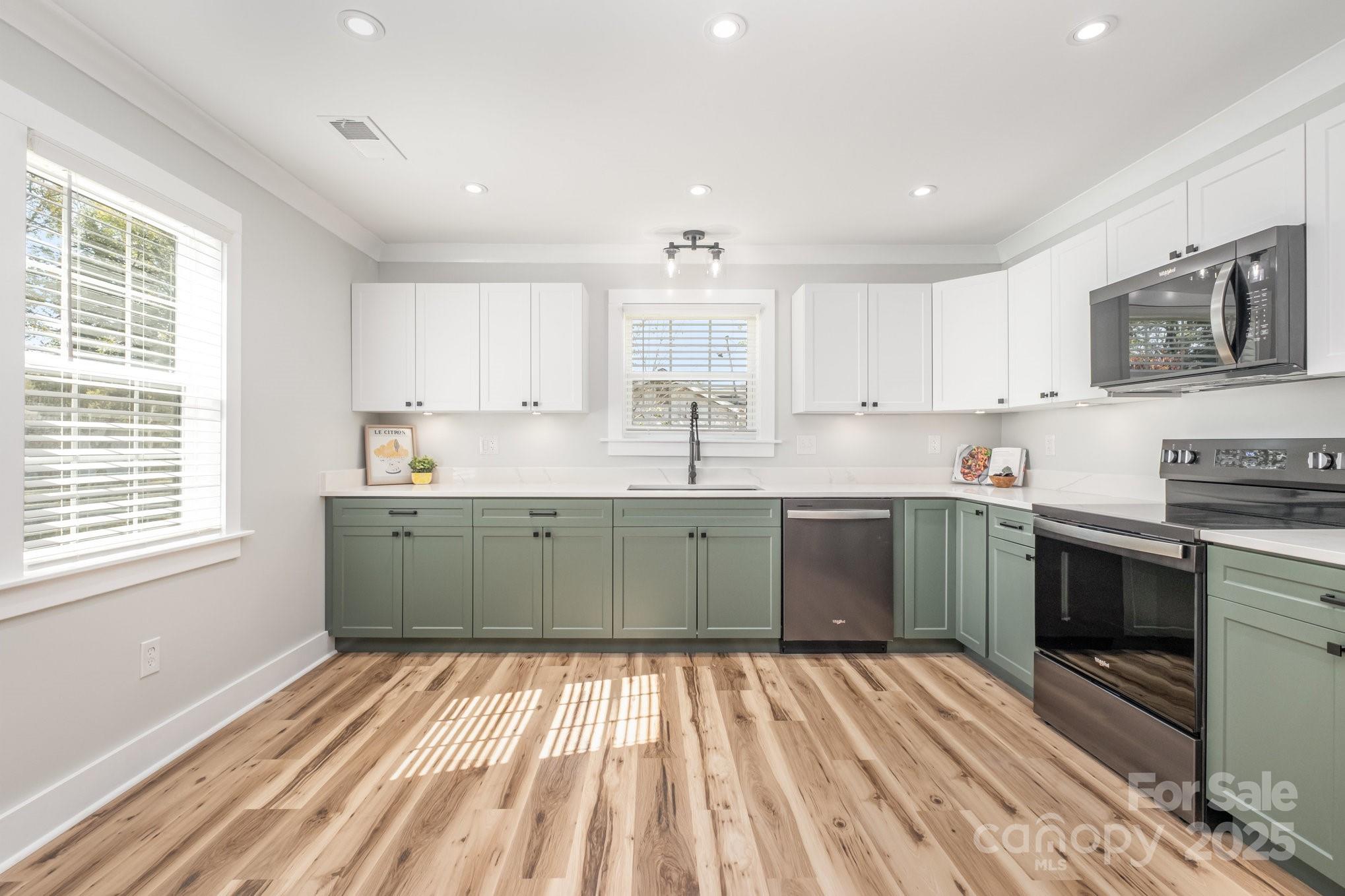 1402 Birch Street Kannapolis, NC 28081 - Photo 4 of 19