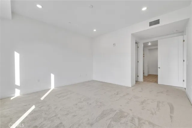 $5,600 | 4302 Rivington, Irvine, CA 92612