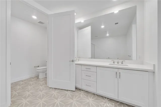 $5,600 | 4302 Rivington, Irvine, CA 92612