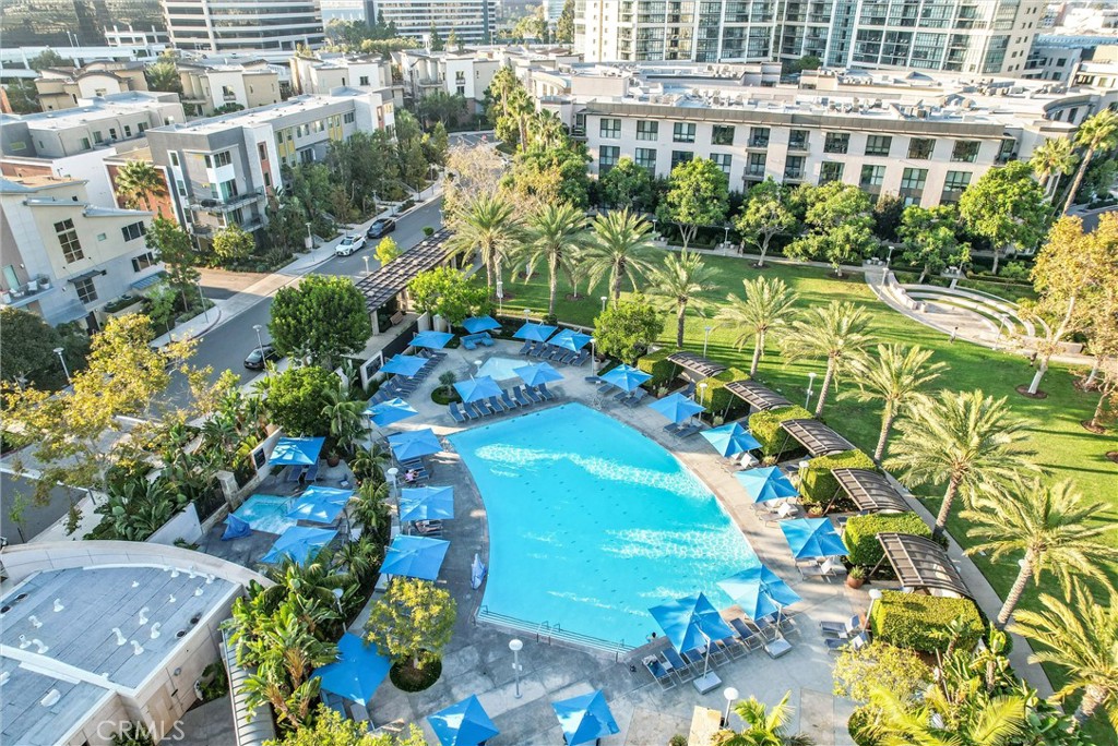 4302 Rivington Irvine, CA 92612 - Photo 52 of 63 a view of a back yard of the house