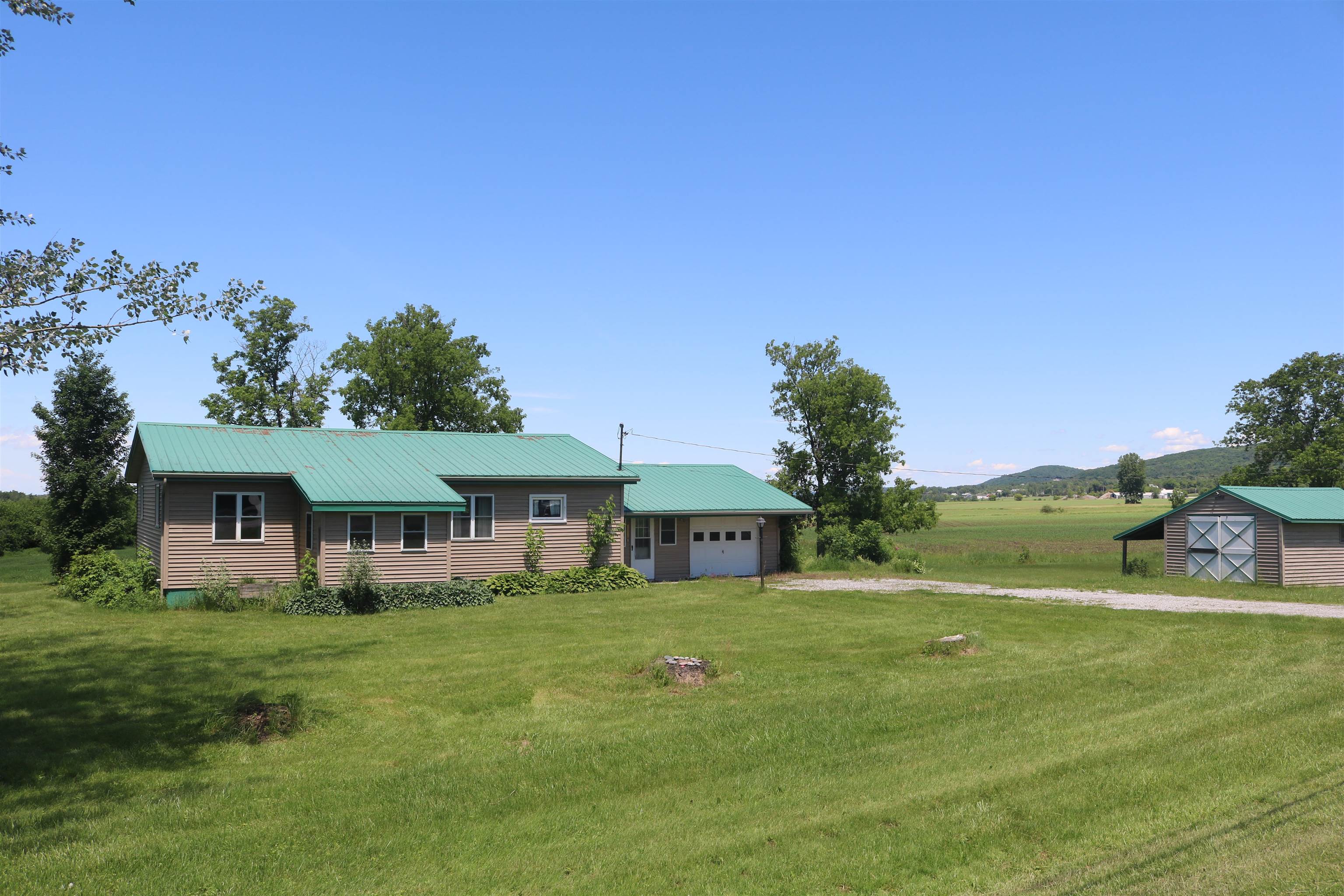 1125 Sheldon Road St. Albans Town, VT 05478 - Photo 2 of 30