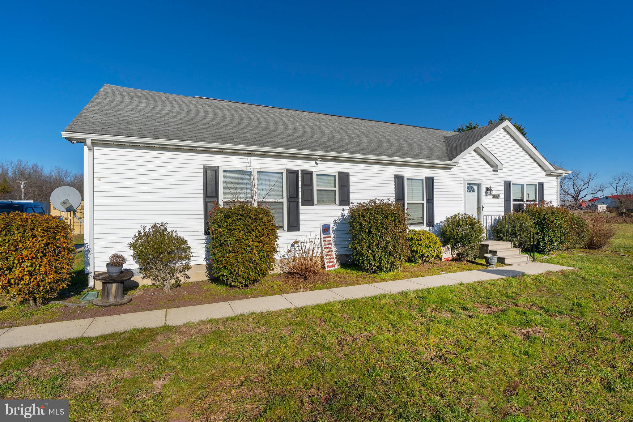 882 Road 221 Hartly, DE 19953 - Photo 2 of 38