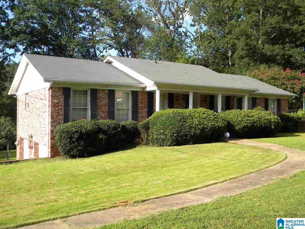 920 Rockingham Road Birmingham, AL 35235 - Photo 2 of 15