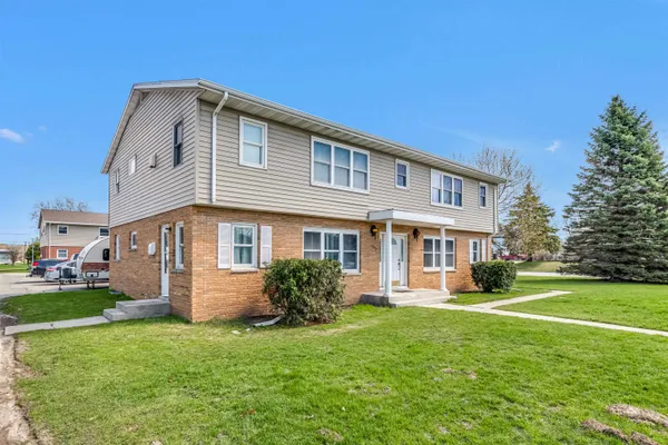 $450,000 | 1800 Jackson Street, New Holstein, WI 53061