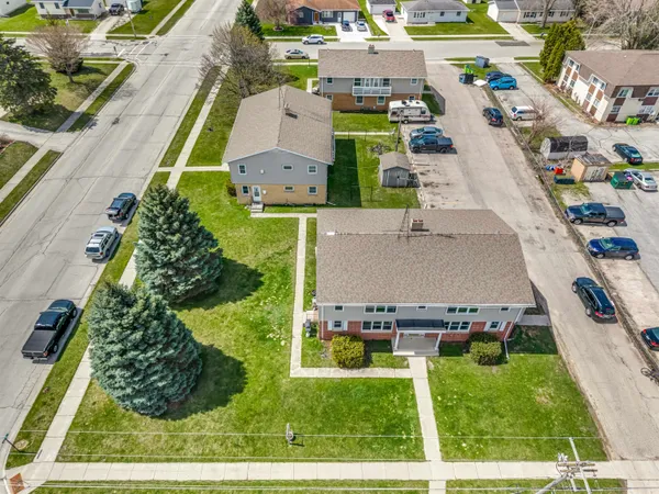 $450,000 | 1800 Jackson Street, New Holstein, WI 53061