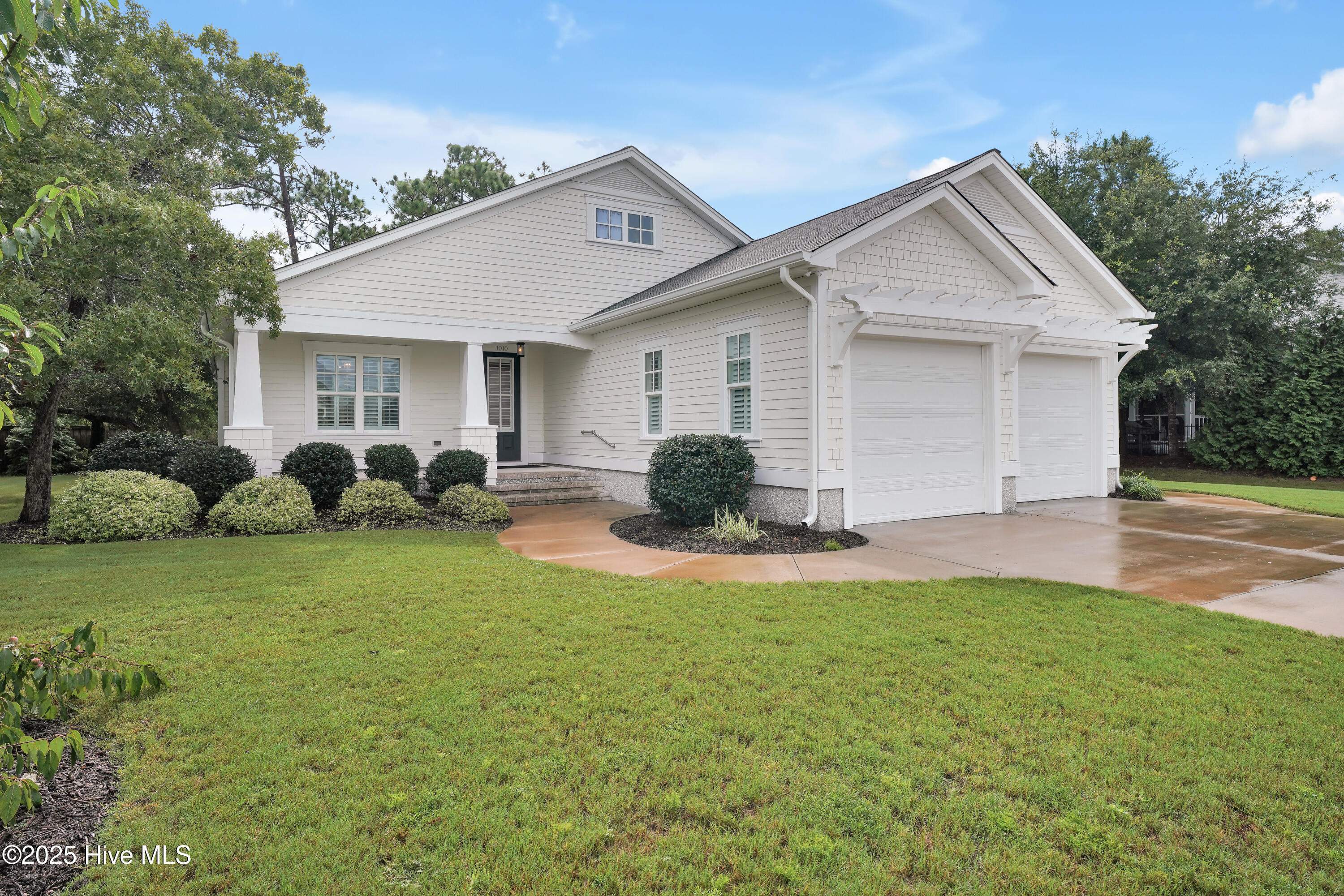 1010 Softwind Way Southport, NC 28461 - Photo 2 of 32 1010SoftwindWay-2