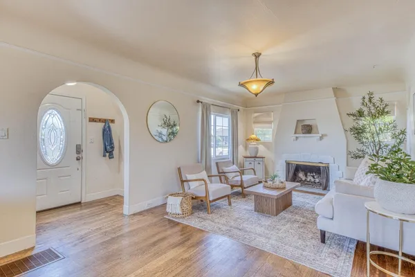 $919,000 | 431 West Street, Salinas, CA 93901