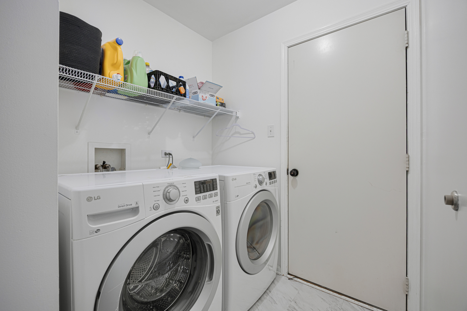 1014 Edinburgh Court Joliet, IL 60431 - Photo 13 of 25 a utility room with dryer and washer