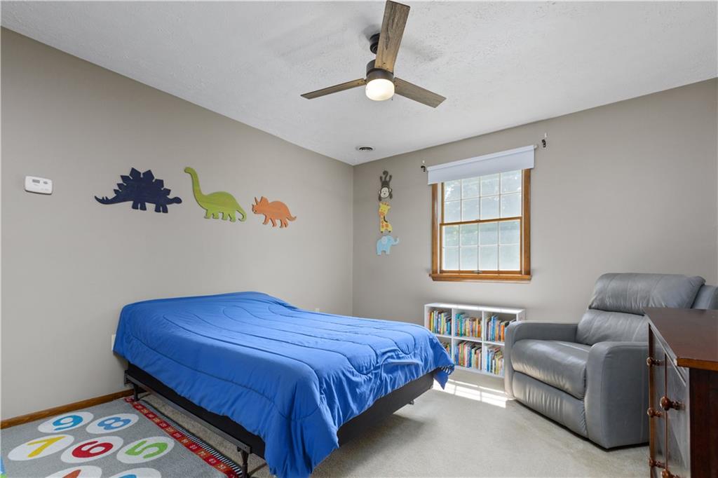452 School Road Clinton, PA 15026 - Photo 22 of 25 Gallery Image 22