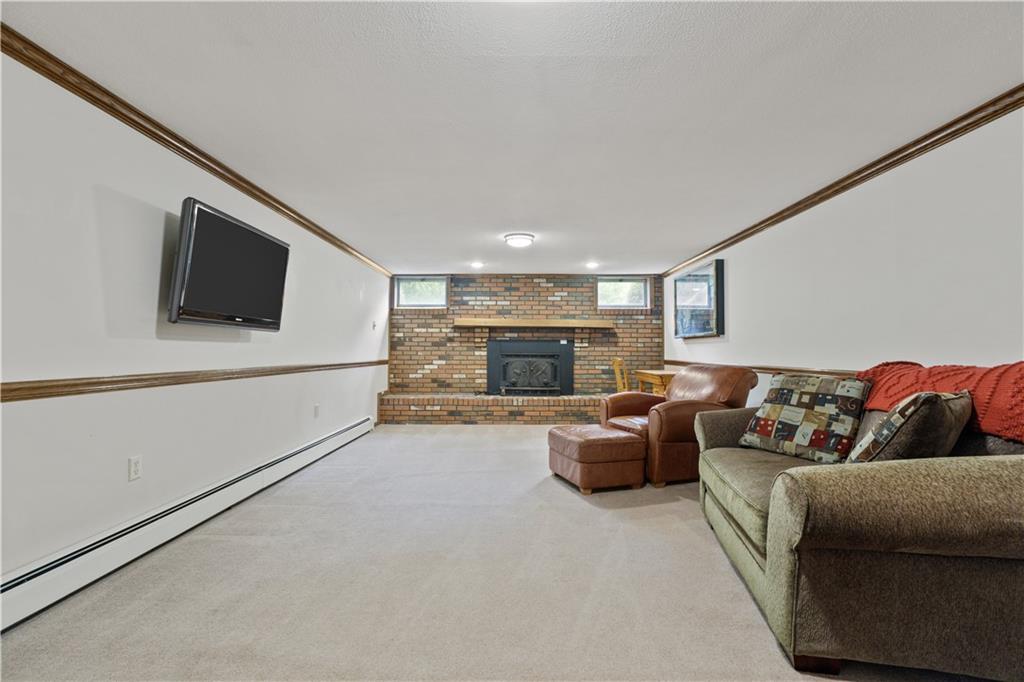 452 School Road Clinton, PA 15026 - Photo 23 of 25 Gallery Image 23