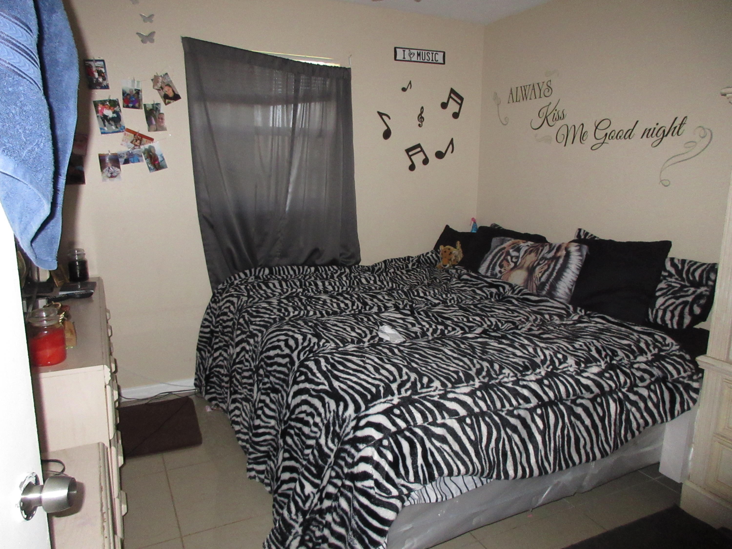 1130 West 1st Street Riviera Beach, FL 33404 - Photo 11 of 25 IMG_0321