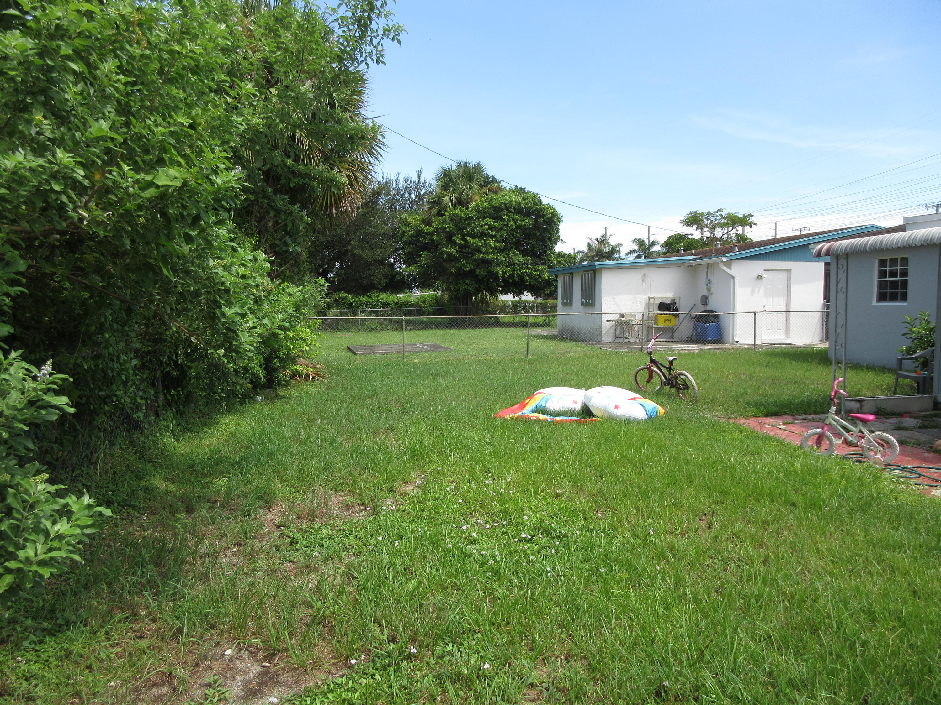 1130 West 1st Street Riviera Beach, FL 33404 - Photo 23 of 25 IMG_0329