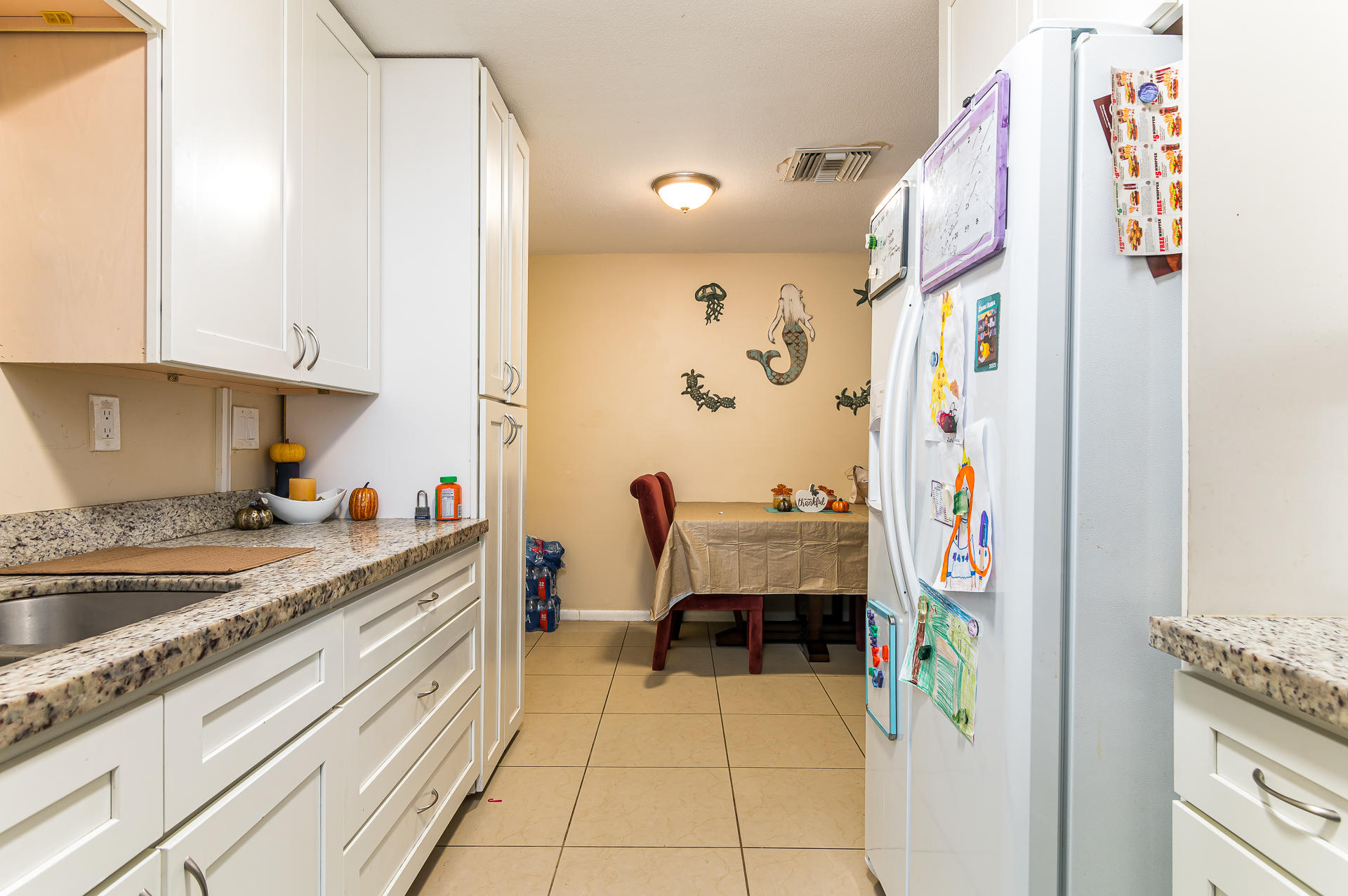 1130 West 1st Street Riviera Beach, FL 33404 - Photo 3 of 25 photo-18